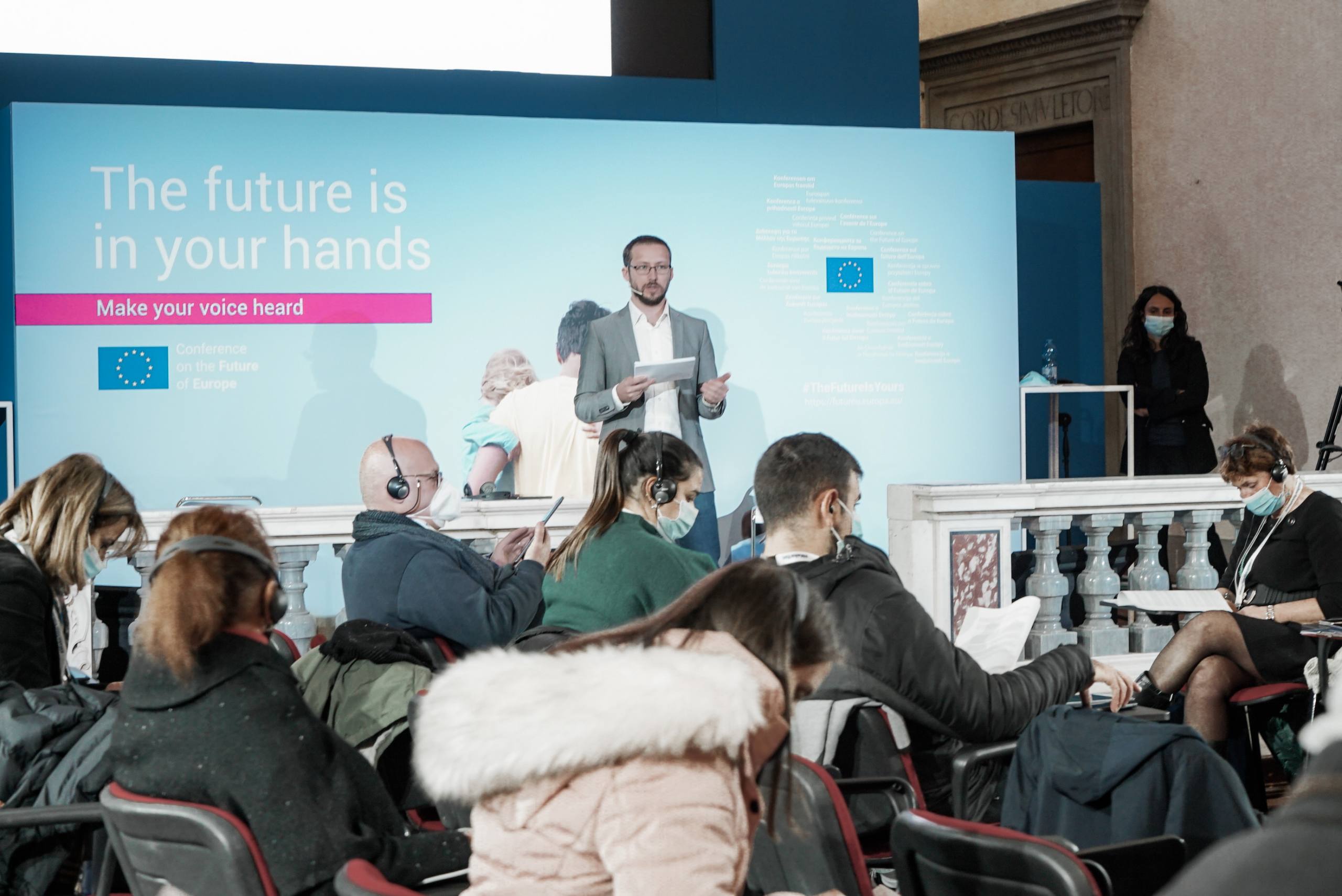 Building a permanent European Citizens’ Assembly from bottom up